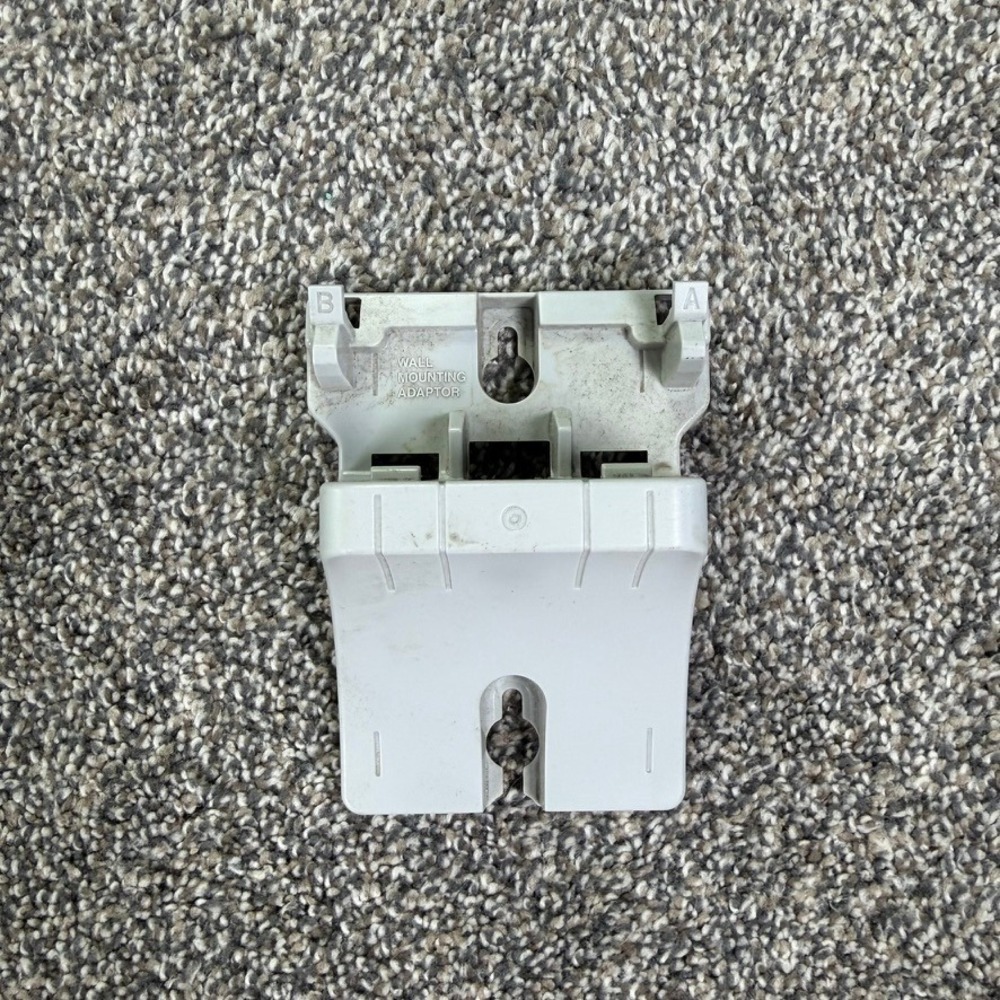 iRobot Scooba Floor Scrubbing Robot Bundle with Virtual Walls and Charger PARTS - Picture 2 of 16